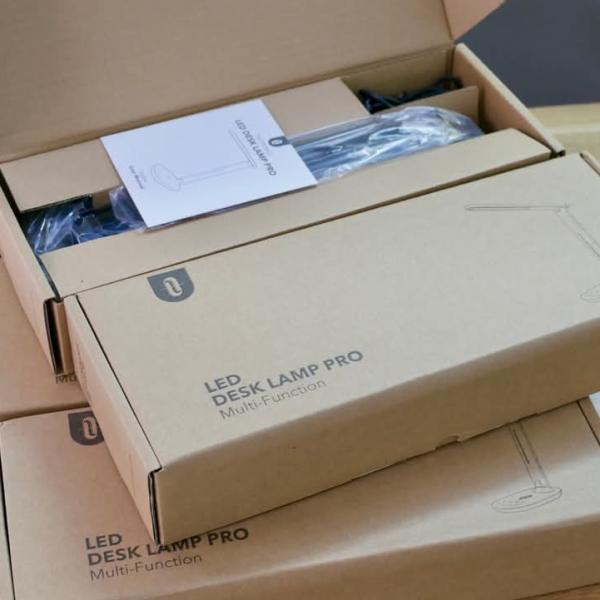 Đèn học chống cận Taotronics TT-DL064 Pro, 5 mức sáng, 4 chế độ màu ( Đen )