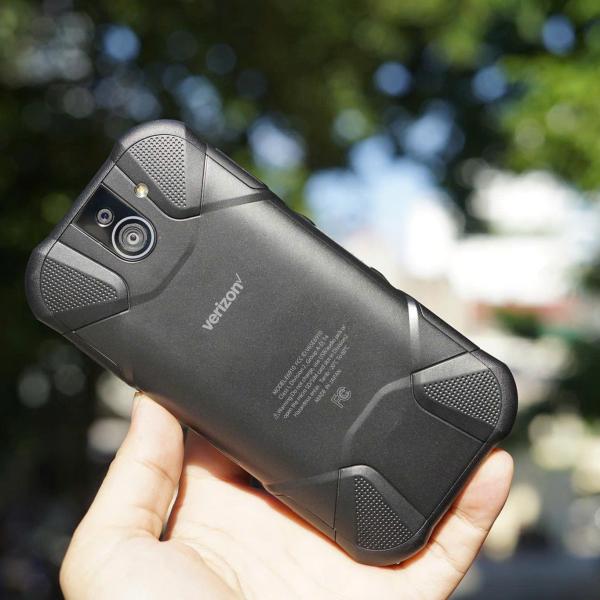 Điện thoại Kyocera DuraForce Pro 2 hàng tồn kho hình thức 99%, Zin nguyên bản