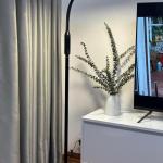 Đèn LED cây TAOTRONICS TT-DL060