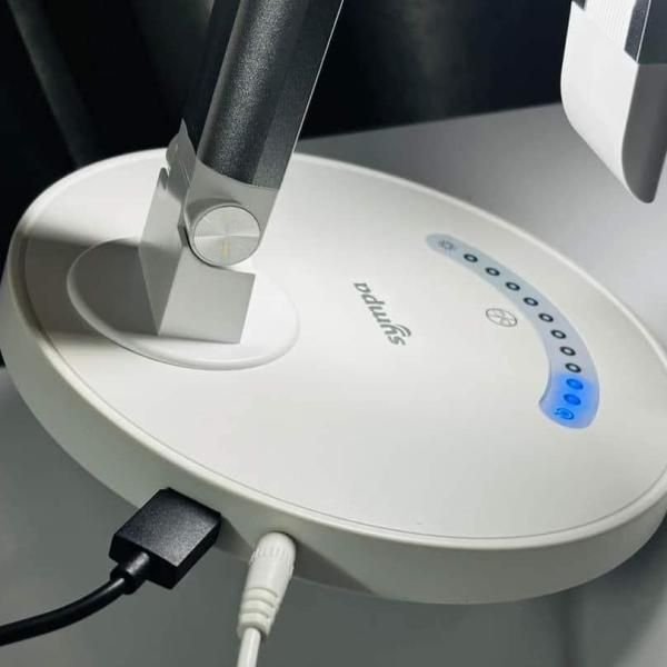 Đèn bàn chống cận SYMPA SP-DL004